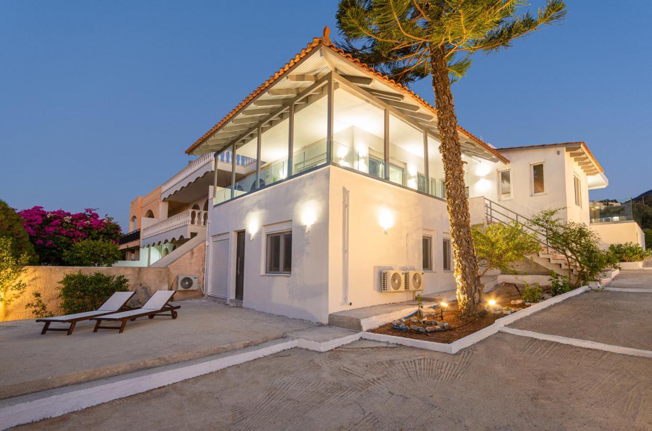 Queen'S Gem Luxury Villa - Heated Jacuzzi & Pool Χερσόνησος Εξωτερικό φωτογραφία