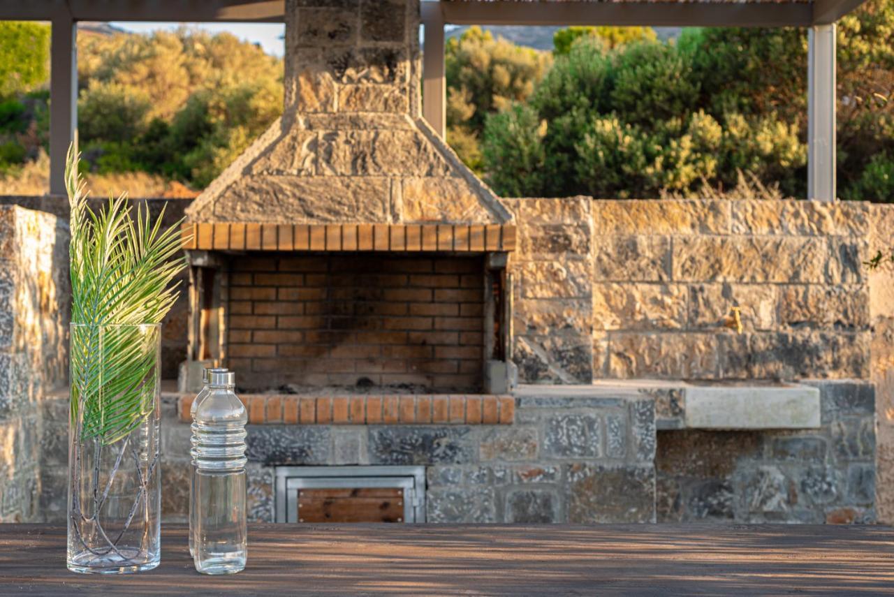 Queen'S Gem Luxury Villa - Heated Jacuzzi & Pool Χερσόνησος Εξωτερικό φωτογραφία