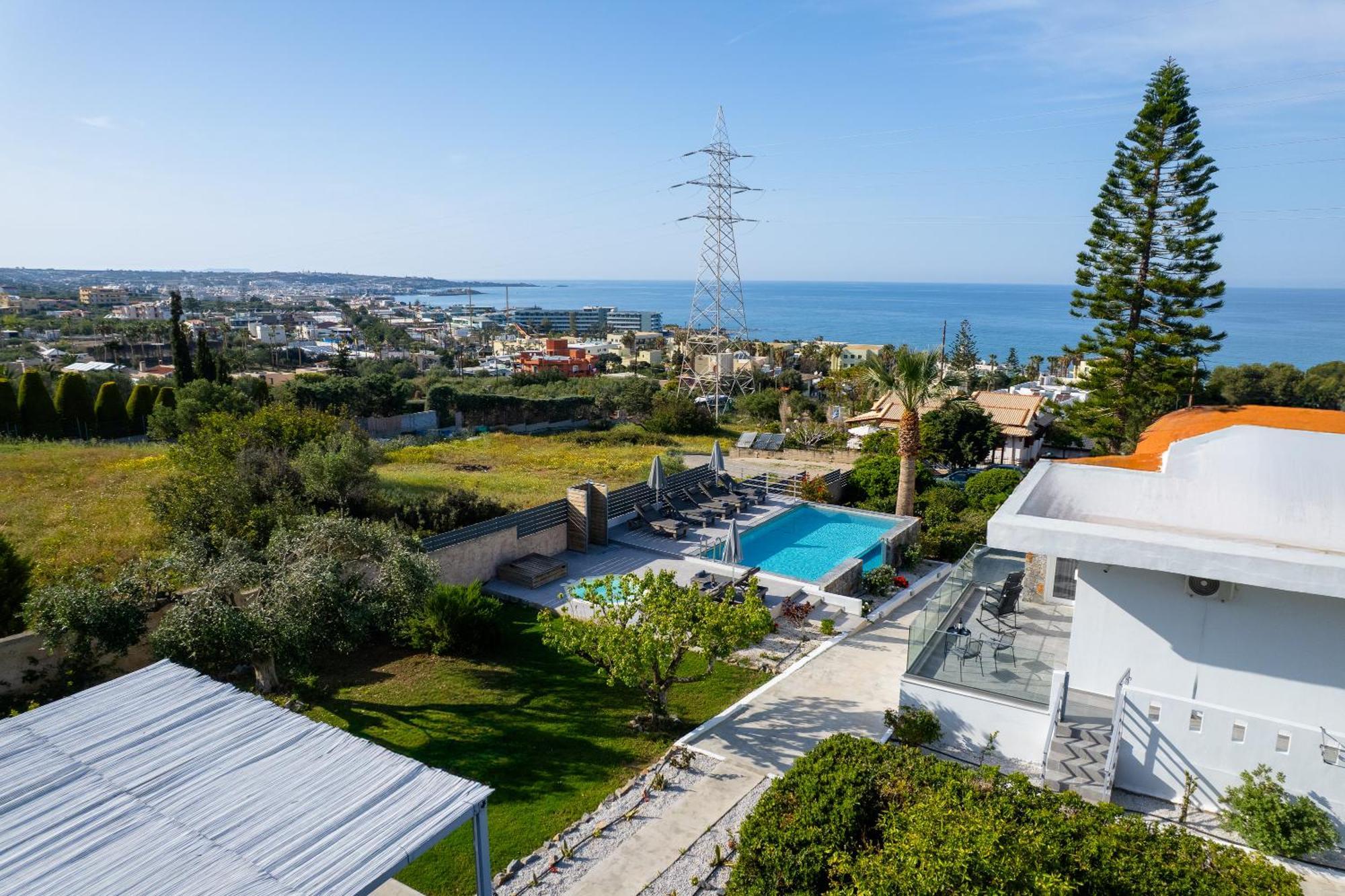 Queen'S Gem Luxury Villa - Heated Jacuzzi & Pool Χερσόνησος Εξωτερικό φωτογραφία