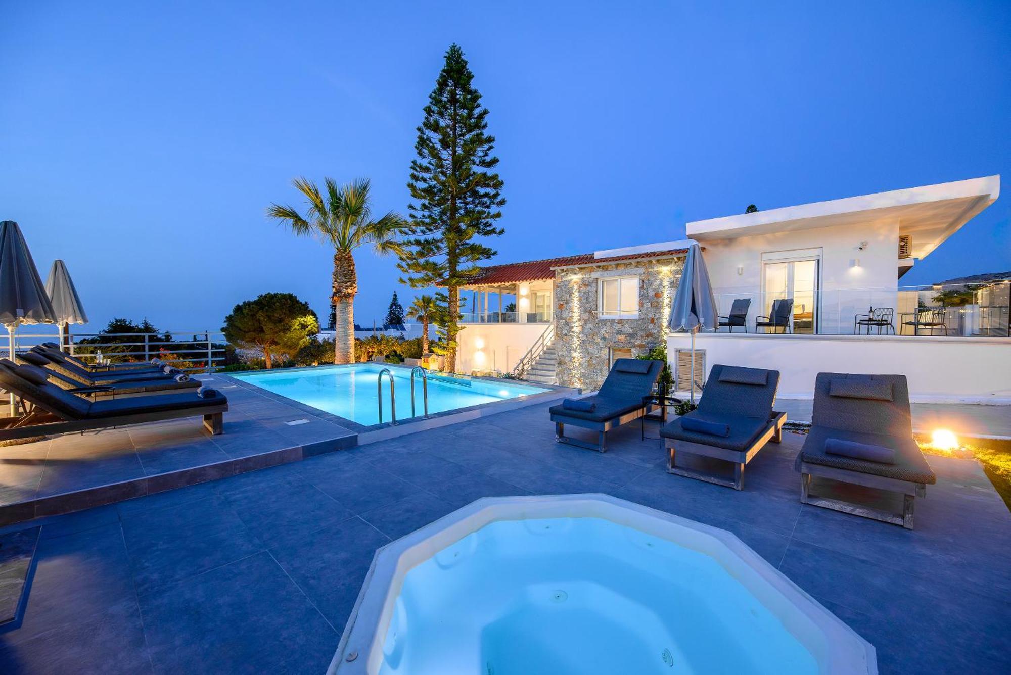 Queen'S Gem Luxury Villa - Heated Jacuzzi & Pool Χερσόνησος Εξωτερικό φωτογραφία