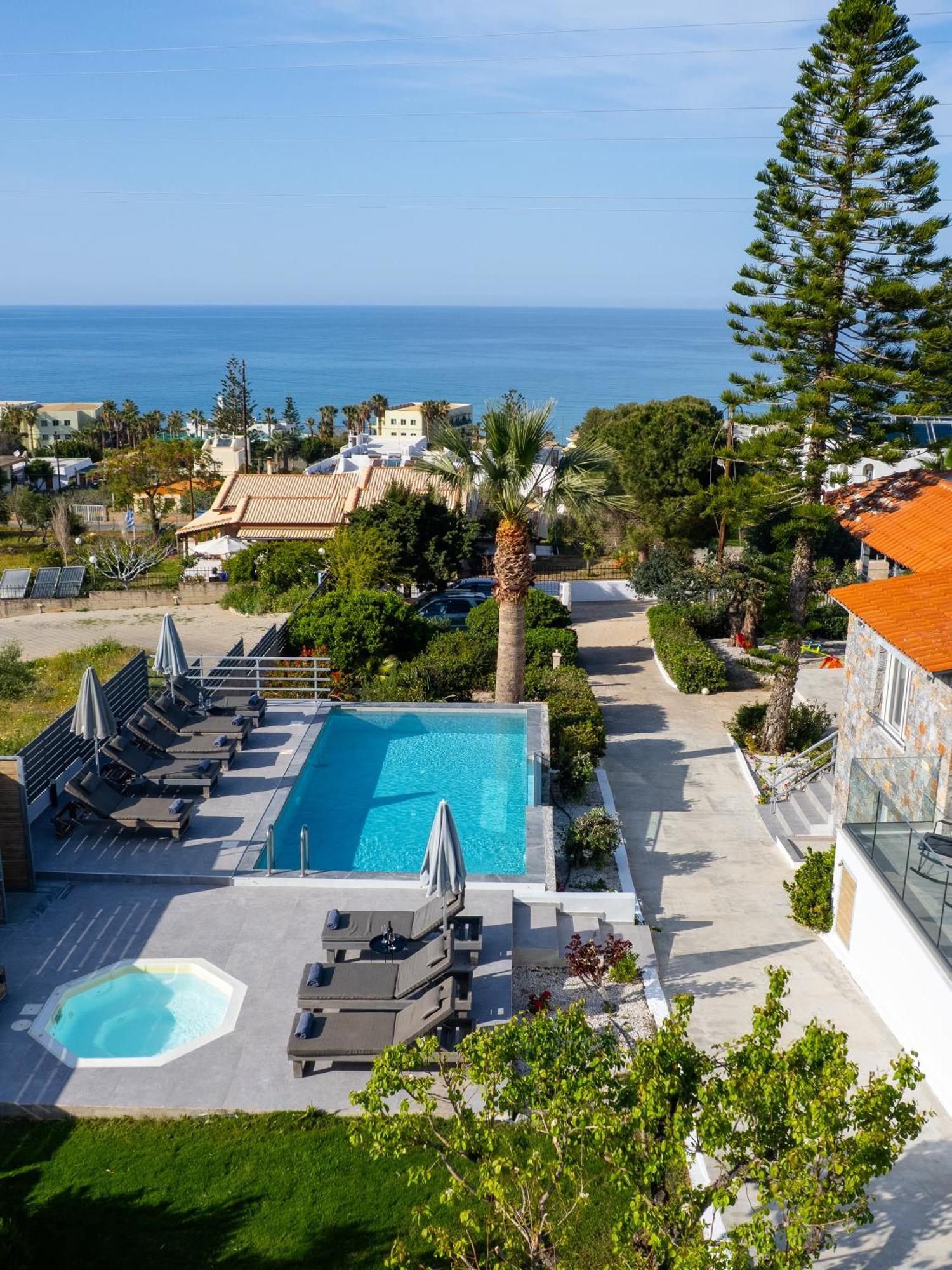 Queen'S Gem Luxury Villa - Heated Jacuzzi & Pool Χερσόνησος Εξωτερικό φωτογραφία