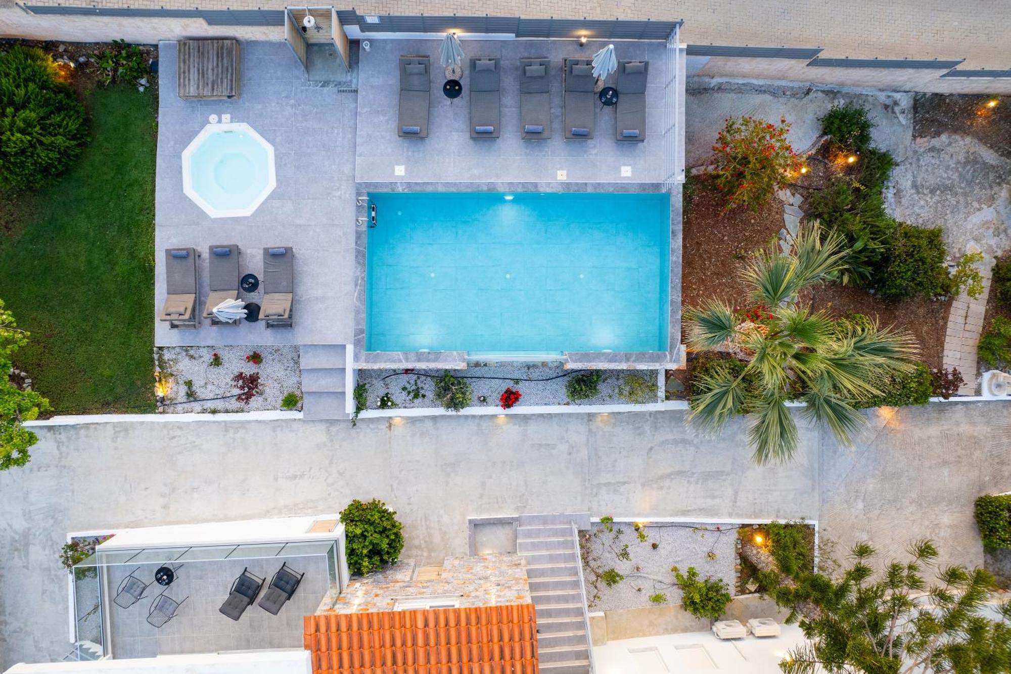Queen'S Gem Luxury Villa - Heated Jacuzzi & Pool Χερσόνησος Εξωτερικό φωτογραφία